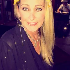 Meet your Posher, Donna